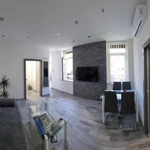 https://koranyi-apartman.szeged-hotels.com