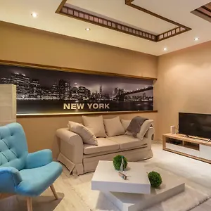 Super Super Location - 2 Апартаменты